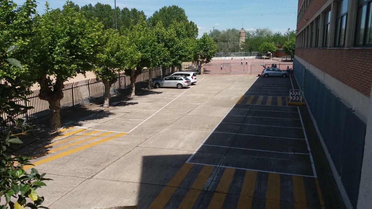 Centro San Viator Hostel Valladolid Exterior photo